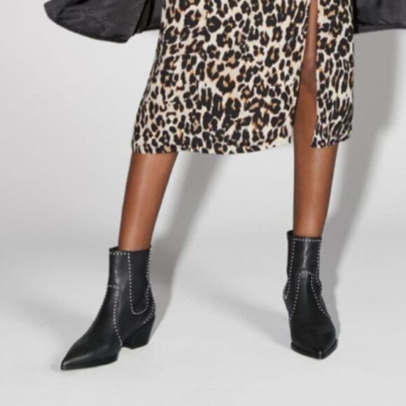 Paige Willa Studded Leather Western Chelsea Boot in Black - Picture 2 of 14